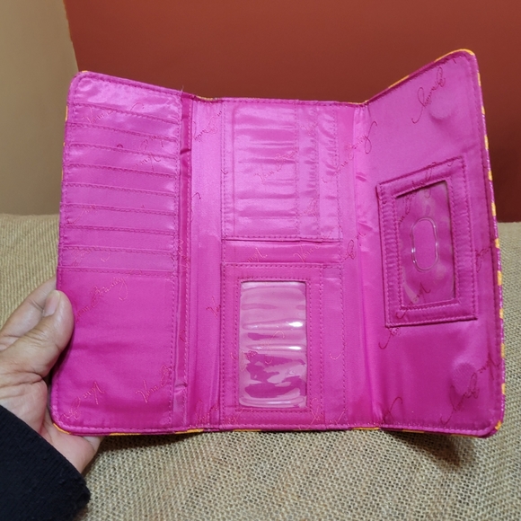 Vera Bradley ZIGGY ZAGS  Colorful Large Trifold WALLET - Picture 7 of 12